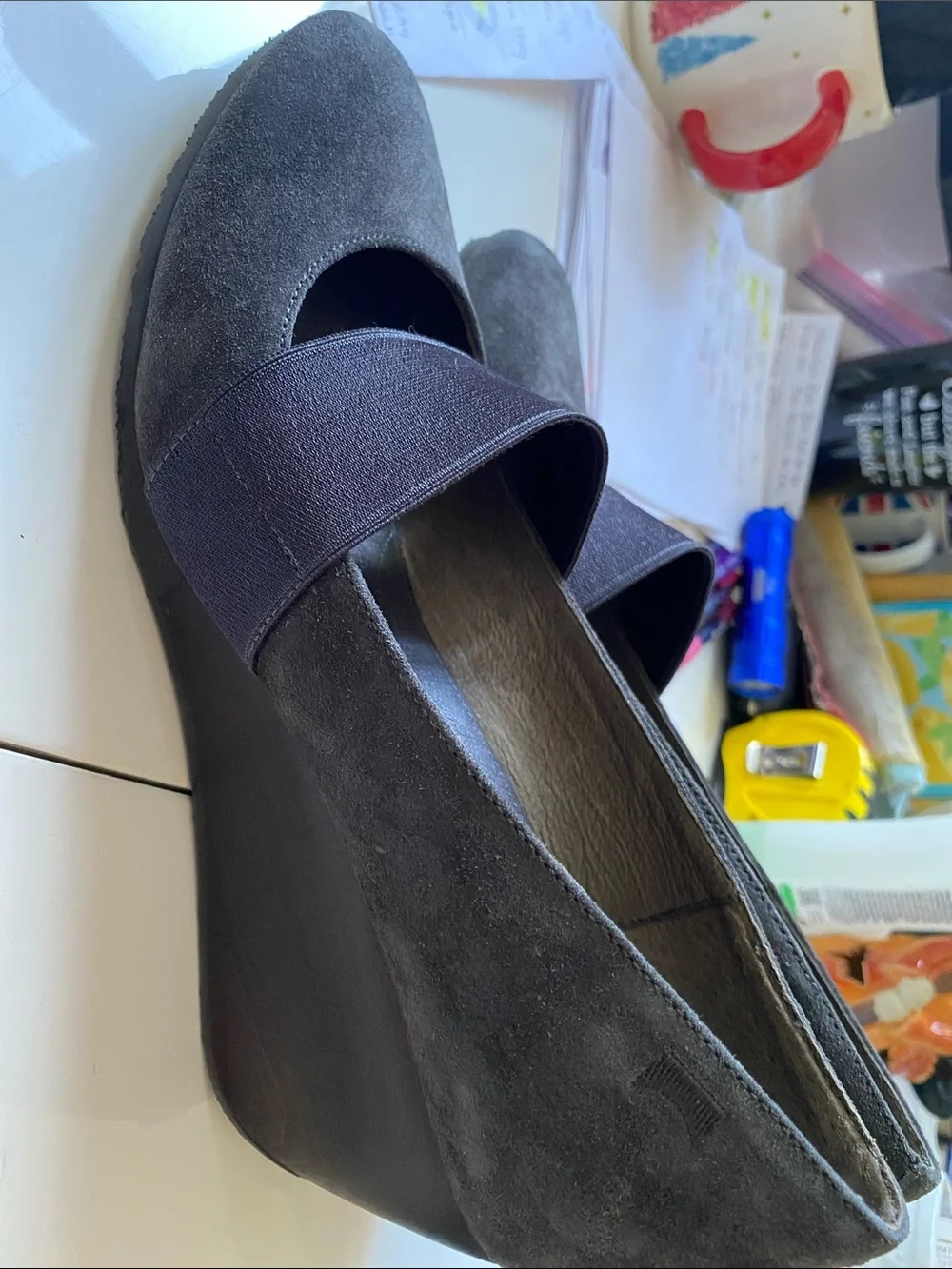 Camper Nancy dark grey  Suede Mary Jane wedges NWOB Sz 40EU Elasticated strap